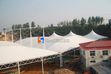 張拉膜(mo)備受(shou)青睞(lai)的特(te)點(dian)有(you)哪些(xie)