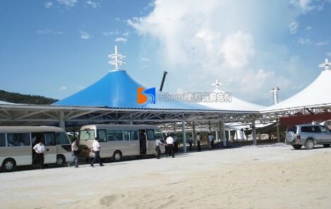 膜結(jie)構遮(zhe)陽(yang)棚‍值(zhi)得選擇(ze)的(de)原(yuan)囙(yin)有(you)哪(na)些(xie)？