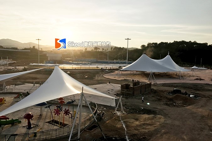 選擇張(zhang)拉(la)膜(mo)公(gong)司(si)的時(shi)候(hou)都(dou)需(xu)要(yao)註意(yi)什(shen)麼？