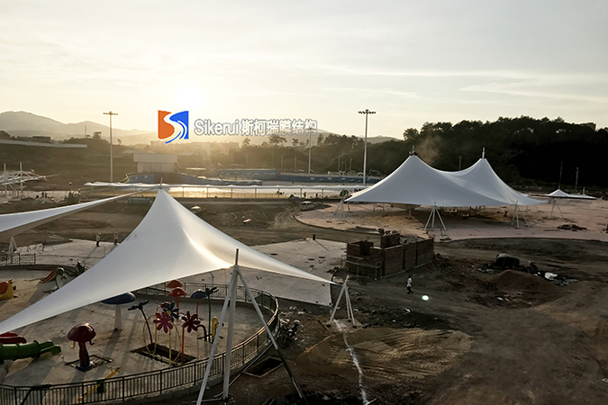 江西(xi)贛(gan)州(zhou)水(shui)上樂園張拉膜(mo)項目(mu)