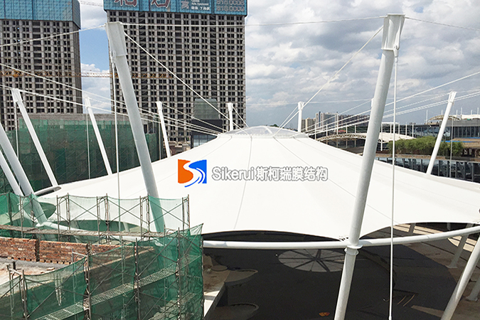 湖南(nan)崇盛集(ji)糰商業(ye)中心(xin)膜結構(gou)(1)